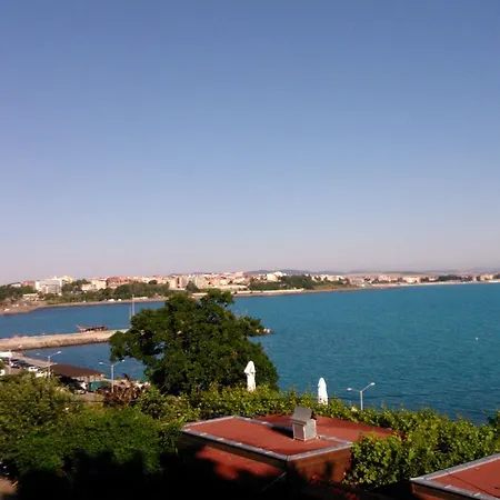 Tony Hotel 3*