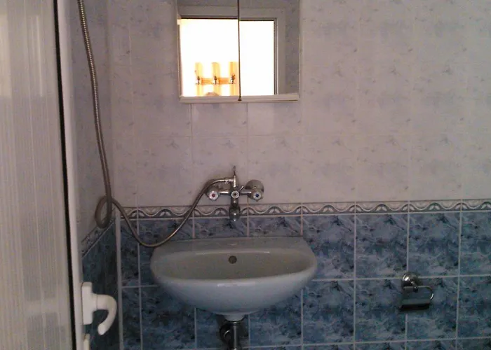 Tony Ξενοδοχείο Νεσέμπαρ