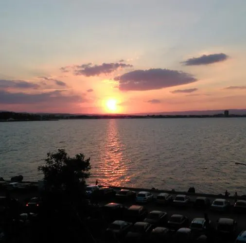 Ξενοδοχείο Tony 3*